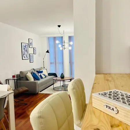 New Elegant In The Heart Of Apartment Malaga