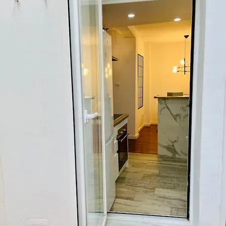 New Elegant In The Heart Of