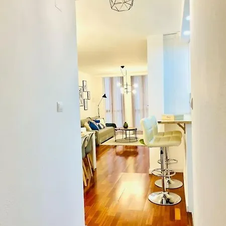 New Elegant In The Heart Of Apartment *
