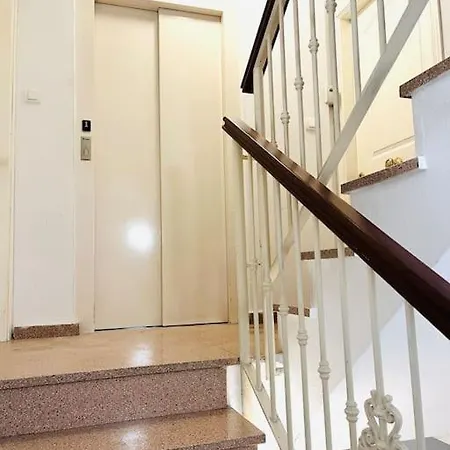 New Elegant In The Heart Of Malaga